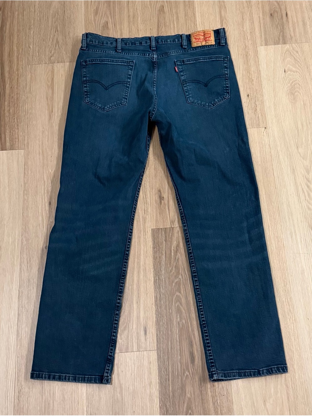 Levi's 514 Classic Straight Fit Dark Blue Wash Jeans Men’s size 38x32 2017